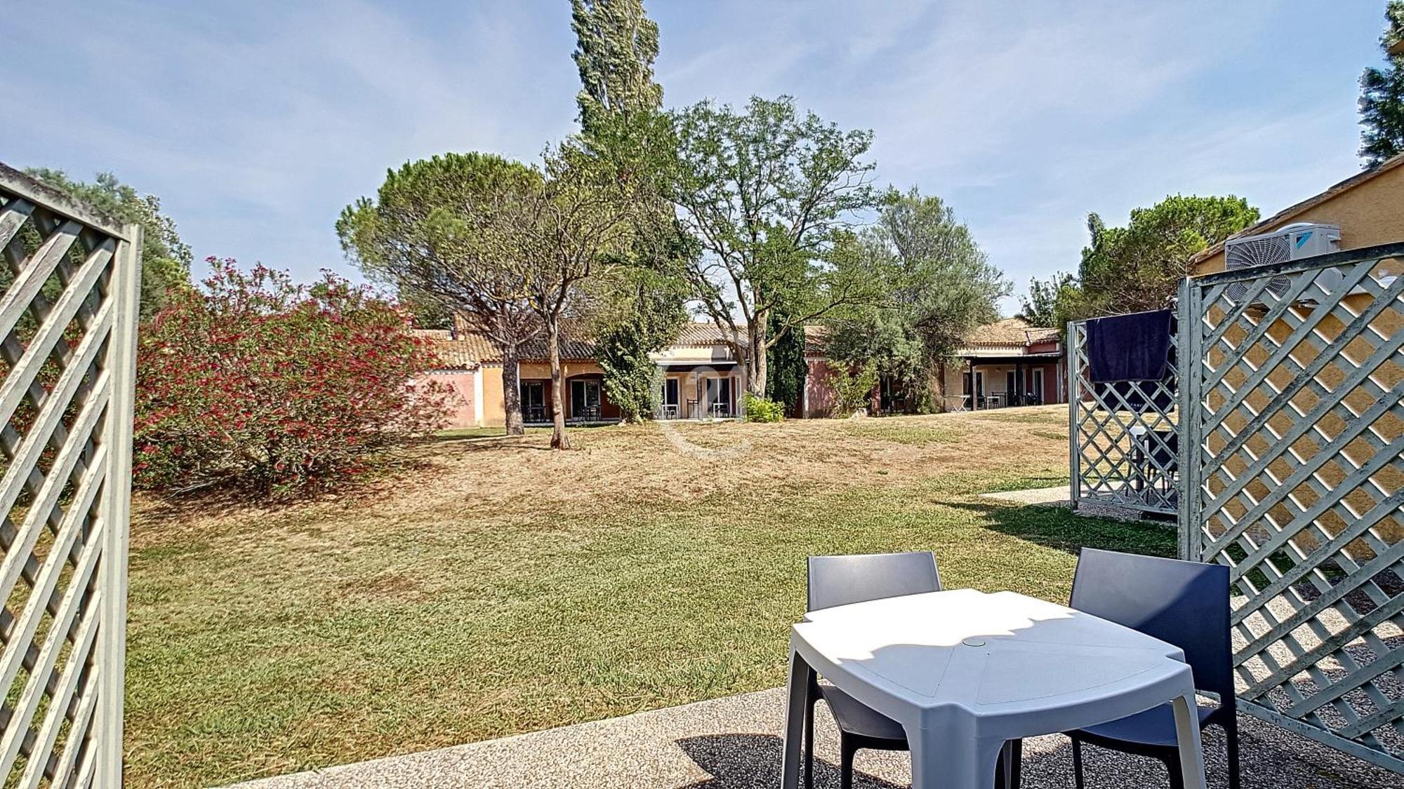 Appartement Residence De Vacances Les Hameaux De Camargue Арл Екстериор снимка